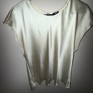 Express Cream Top Size Large